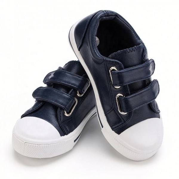 Attractive Design Dual Hook sneakers for boys black