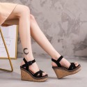 2019 new Korean version of summer waterproof platform wedge heel word sandals women's high heel fashion with fish mouth sponge cake women's shoes