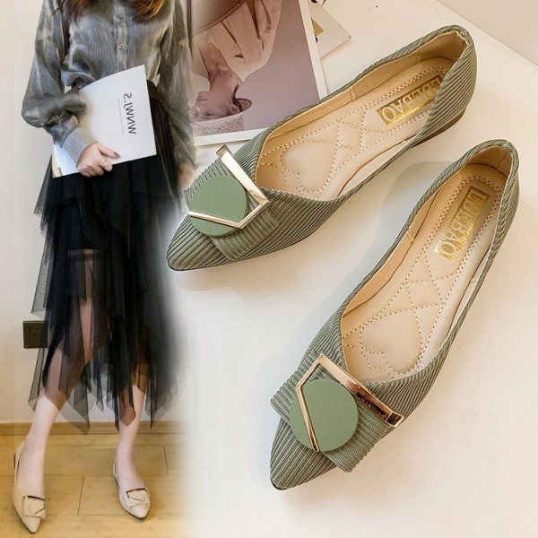 2021 spring and summer new Korean pointed single shoes flat bottom shallow mouth cloth surface one foot square buckle casual women's shoes wholesale