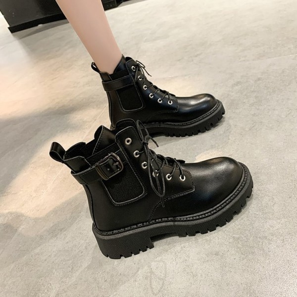 British style Martin boots women's fashion in autumn 2021 new European and American thick soled handsome short cylinder locomotive women's boots batch 