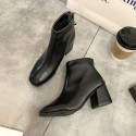 2021 autumn and winter New Retro thick heel short boots square head leather Martin boots back zipper Plush high-heeled women's boots wholesale 