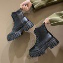 Fried Street thick soled Martin boots women's 2021 new net red versatile tooling boots solid color wind small short boots daily single boots