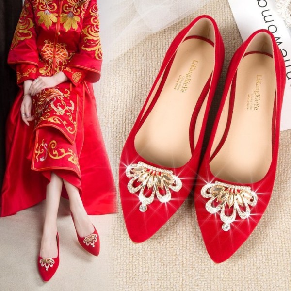 2021 spring new pointed single shoes women's shallow flat shoes suede Rhinestone red wedding shoes Bridesmaid shoes wholesale 
