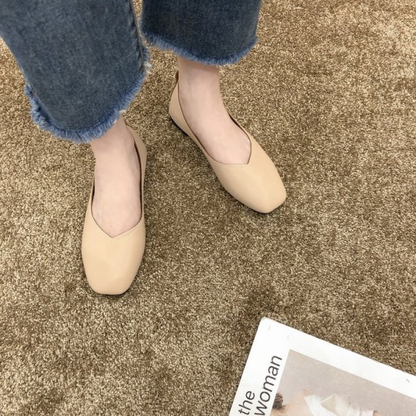 2021 autumn new Korean flat sole single shoes Square Head shallow mouth grandma shoes comfortable flat heel women's shoes wholesale 