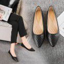Working women's shoes spring and autumn comfortable shallow mouth single shoes 2021 Korean women's shoes soft bottom comfortable Doudou shoes large 41-43 