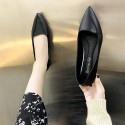 2021 spring new Korean flat shoes women's pointed shallow mouth flat sole shoes leather stitching comfortable women's shoes wholesale 