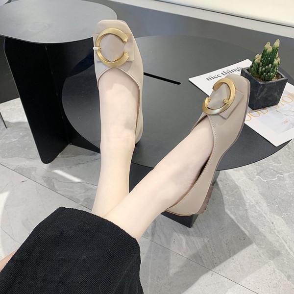 2021 spring new Korean flat shoes Square Head shallow mouth c-button Doudou shoes fashion soft bottom comfortable women's shoes wholesale 