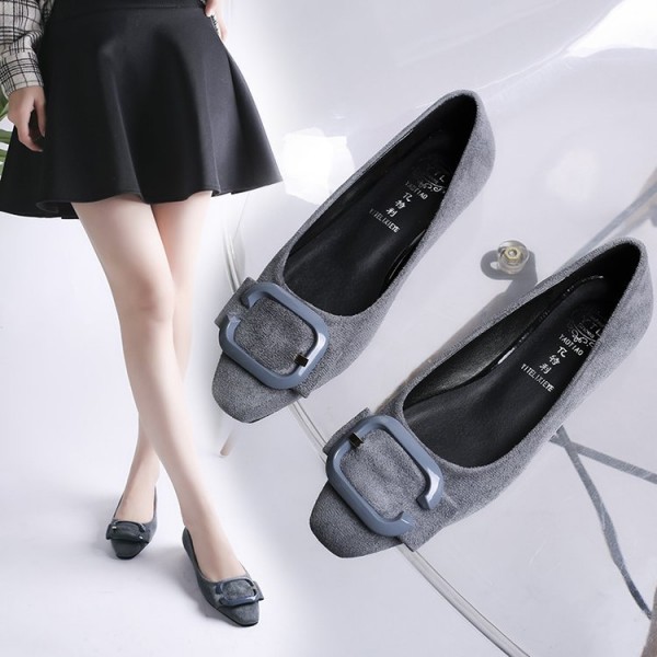 2021 spring new Korean version square head shallow mouth flat shoes Square button suede single shoes fashion Doudou women's shoes wholesale 