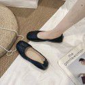 Wholesale of new Korean flat sole single shoes, square head shallow mouth Doudou shoes, wrinkled leather and soft sole women's shoes in autumn 2021 