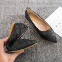 Working flat sole single shoes women's 2021 spring and autumn new flat shoes pointed shallow mouth Korean version versatile soft leather large size scoop shoes 