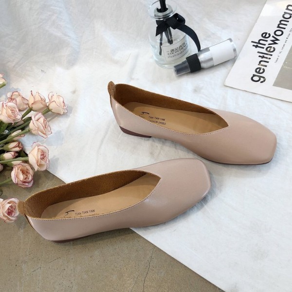 2021 spring and summer new Korean flat sole single shoes Square Head shallow mouth soft bottom pea shoes comfortable women's shoes wholesale 