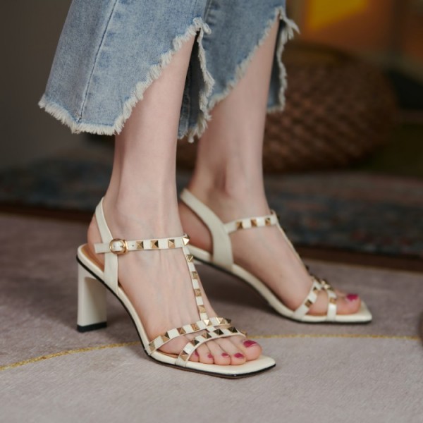 2021 summer new fashion cowhide sandals European and American style square head rivet t-button high heels thick heel sandals women 