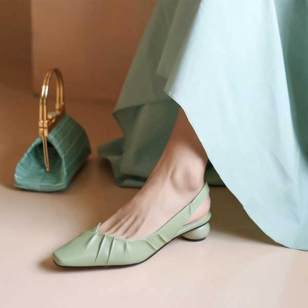 Cowhide versatile fairy style square sandals women 2020 summer new Baotou low heel lady shoes 
