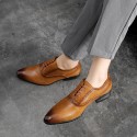 European station British pointed leather shoes yellow men's shoes European and American popular boys' business dress leather shoes one hair on behalf