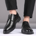 Brock carved casual men's leather shoes Korean fashion business pointed leather shoes British formal men's shoes