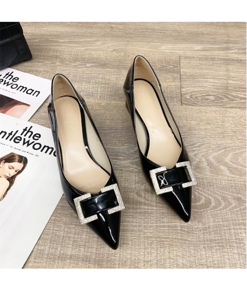 Korean thick heel metal buckle high heels women's 2021 new pointed single shoes women's simple commuter low heels women's shoes