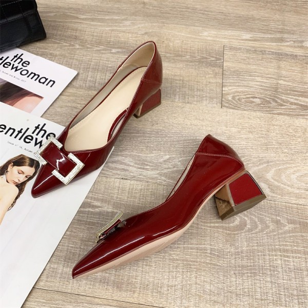 Korean thick heel metal buckle high heels women's 2021 new pointed single shoes women's simple commuter low heels women's shoes