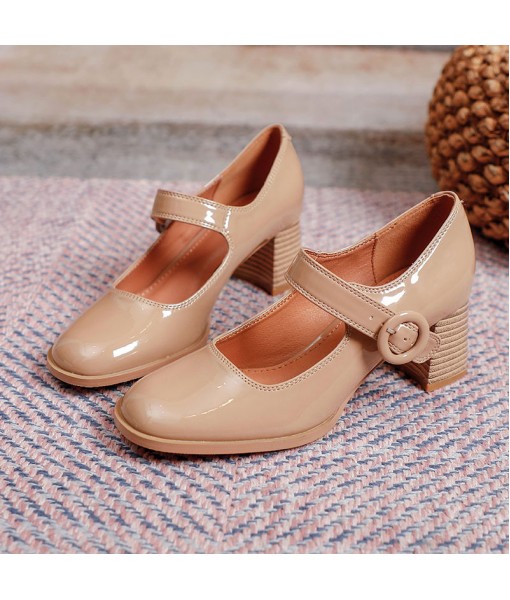 2021 new French square head Mary Jane shoes fairy style patent leather one-line buckle retro thick heel high-heeled single shoes