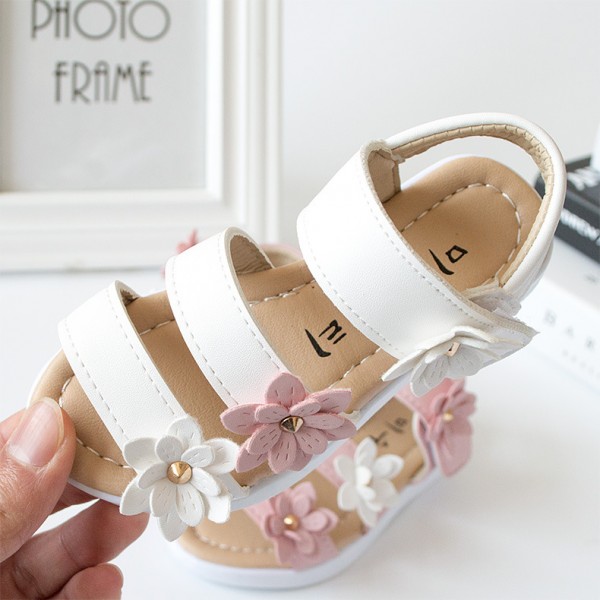 2022 clearance girls' sandals princess shoes summer Korean children's beach shoes baby shoes three flower Roman shoes tide