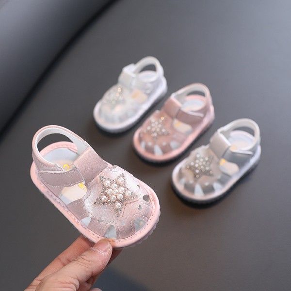A pair of girls' sandals 2022 new children's 0-1 Princess sandals summer girls' shoes baby shoes 2