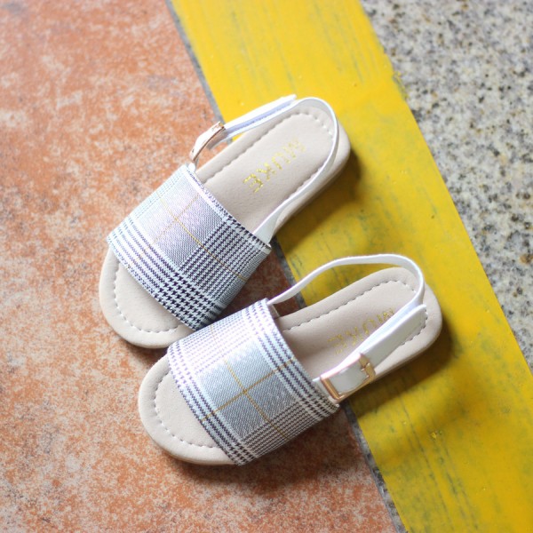 Children's sandals Korean fashion lovely princess sandals girls' soft soled sandals simple open toe indoor shoes