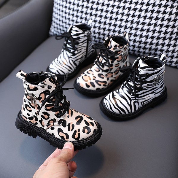 Children's shoes 2021 spring and autumn new Martin boots Korean single shoes for boys and girls British fashion leopard print children's short boots