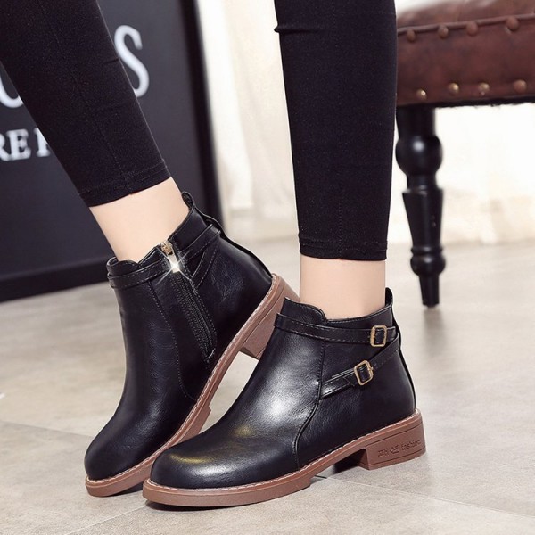 Cross border autumn and winter new Martin boots women's low heel belt buckle short boots women's large foreign trade women's boots wholesale