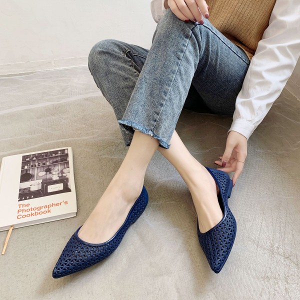 Autumn new pointed shallow mouth hollow out single shoes women's European station trend fashion one foot flat bottomed women's shoes wholesale