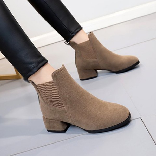 Foreign trade large women's shoes new women's short boots in autumn 2018 European and American round headed Martin boots suede women's Boots