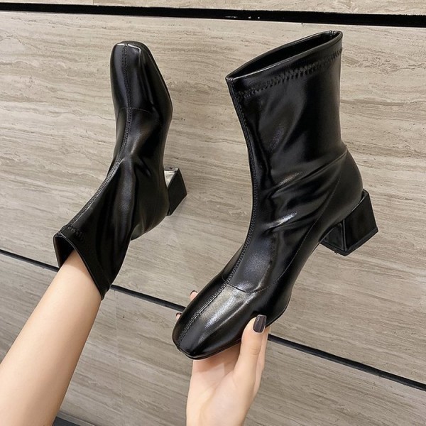 High heel short boots women's 2020 new autumn and winter square head Martin boots British style thick heel thin boots strength single boots