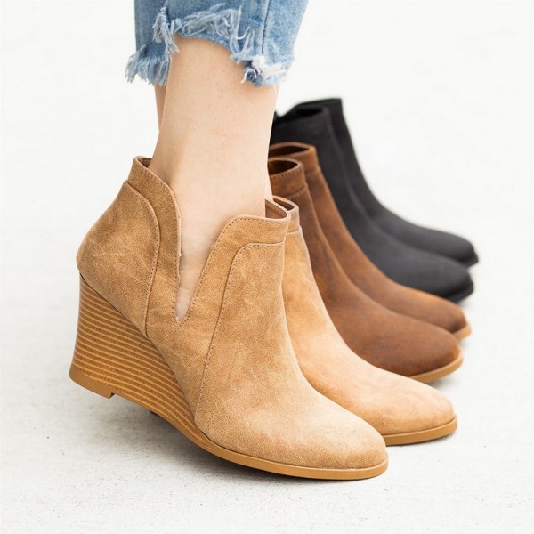 British style spring, summer and autumn slope heel women's shoes are versatile, women's ankle low heel short boots women's shoes are fashionable, large short boots