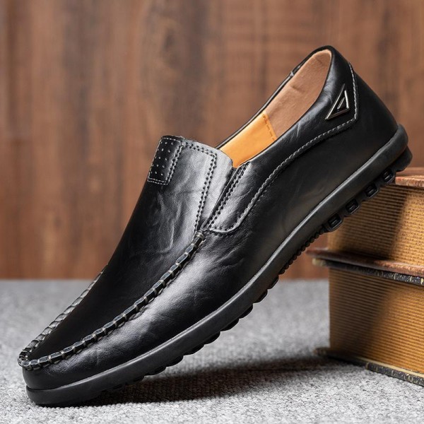 Business casual men's leather shoes 2021 spring new fashion British men's casual leather shoes low top light men's shoes