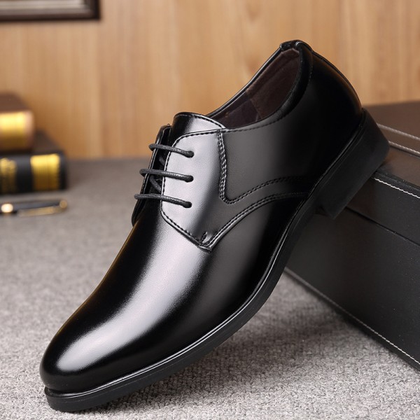 New men's leather shoes business daily casual leather shoes breathable non slip men's single shoes one hair substitute