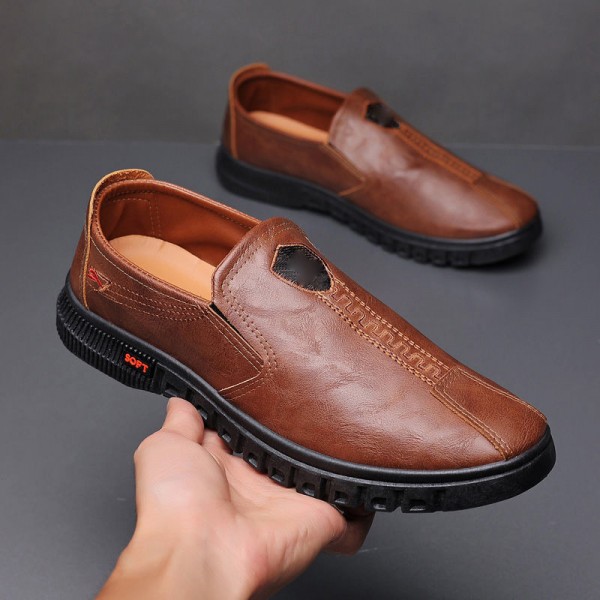 One foot on breathable leather shoes 2022 spring new work clothes shoes cross-border wholesale men's shoes leather warm casual shoes