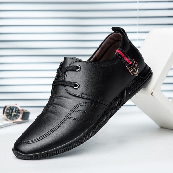 Driving shoes lazy shoes spring breathable leather shoes men's casual shoes men's youth Korean fashion work shoes men's shoes