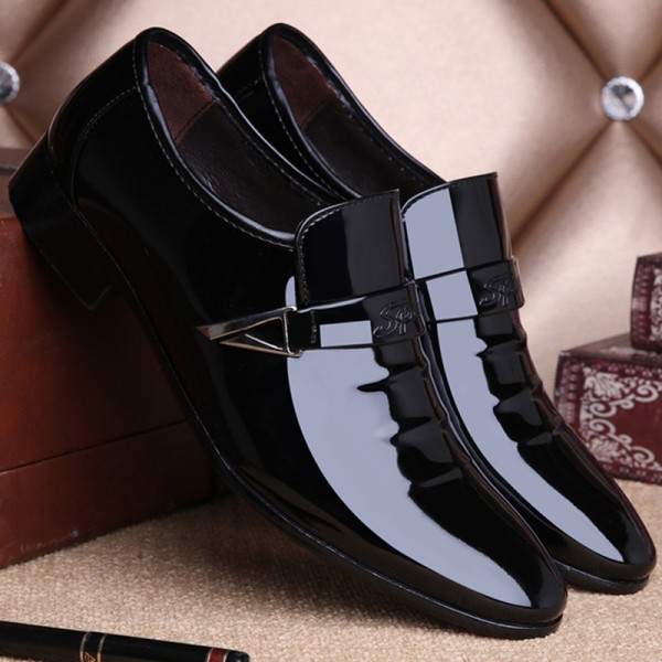 Men's fashion bright leather men's shoes cover foot single shoes on behalf of cross-border wholesale on behalf of hair